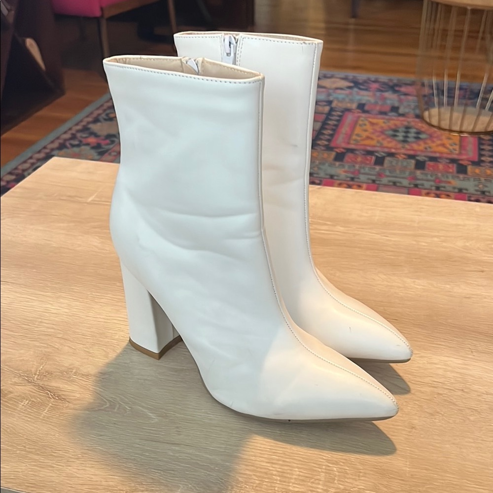 Elegant White Ankle Boots